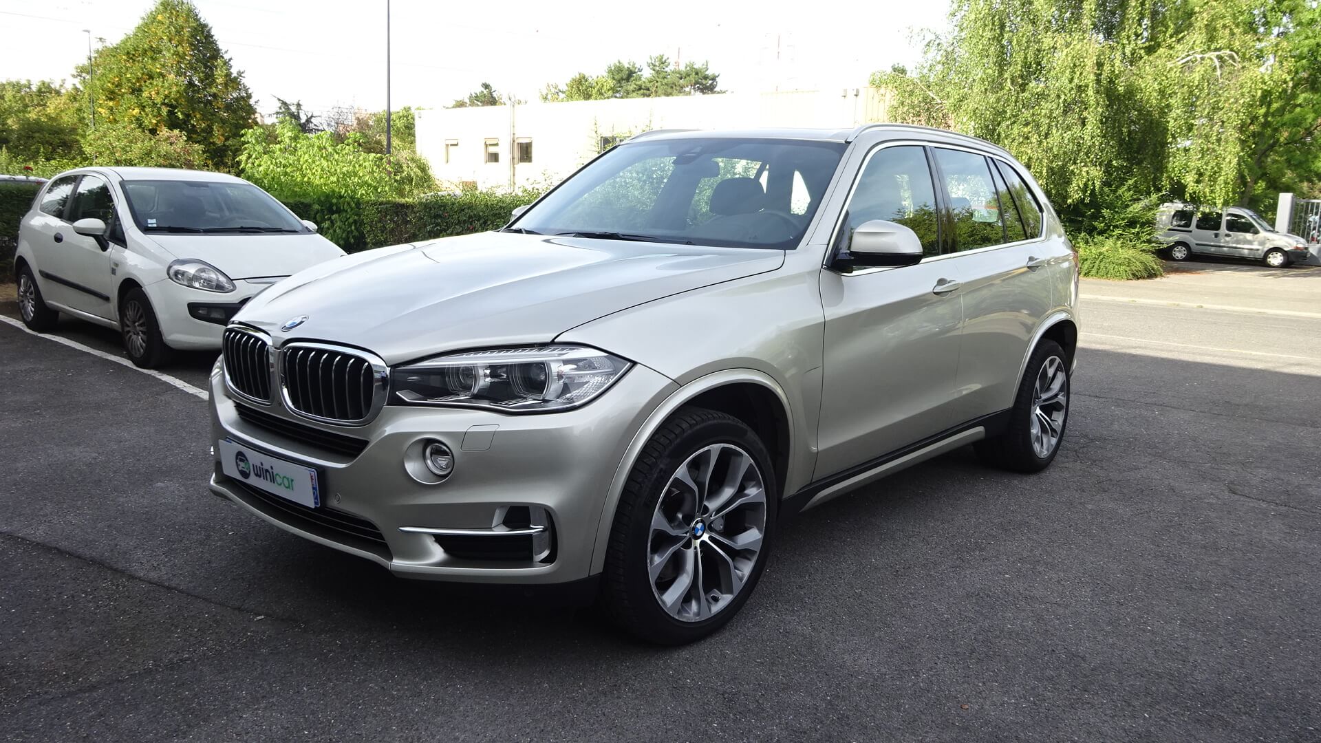 OCCASION Défectueux sans boite BMW X5 4.8L E70 beige 1/18 2010