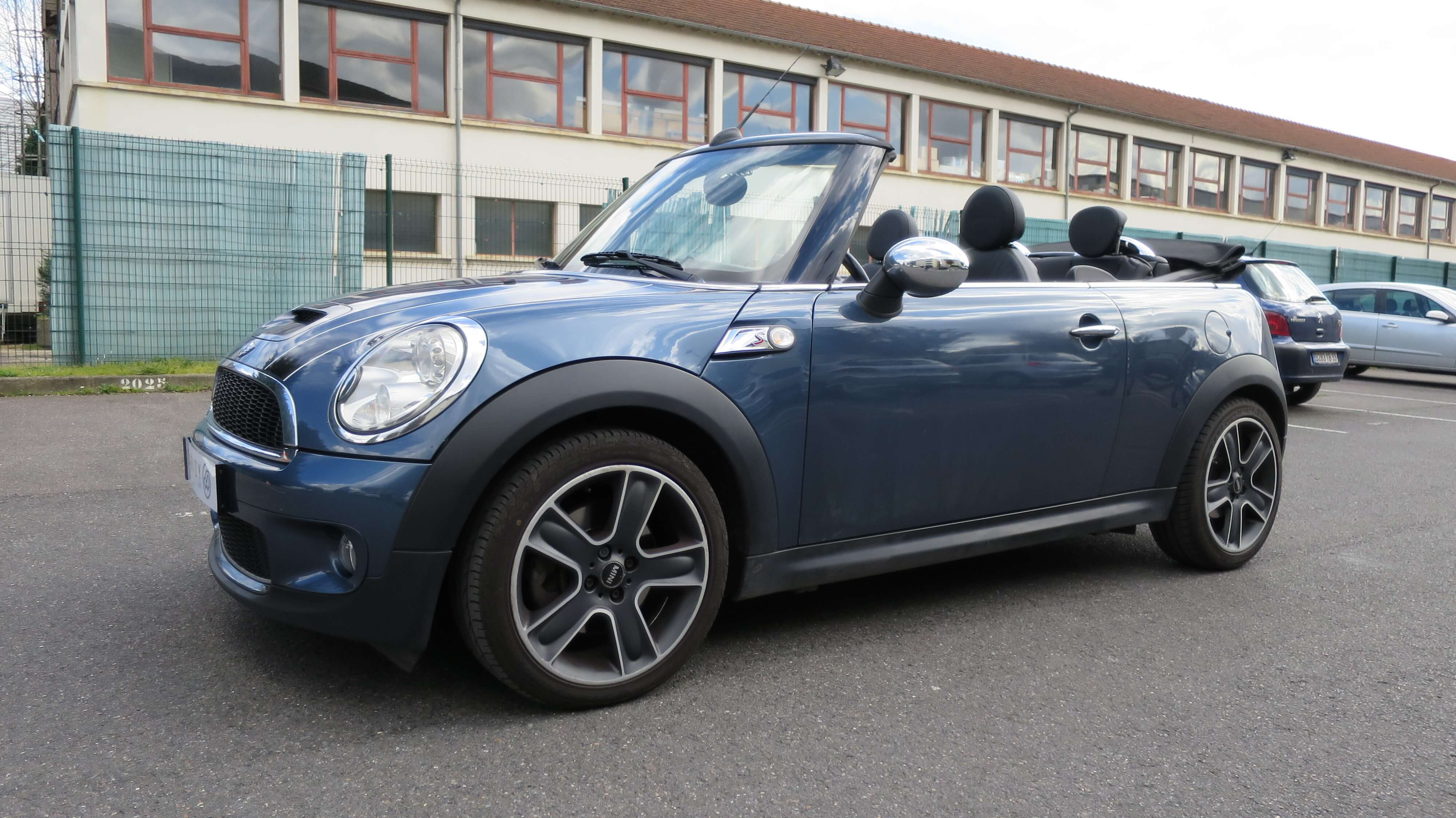Voiture occasion MINI CABRIOLET labellisée à vendre Ref 974